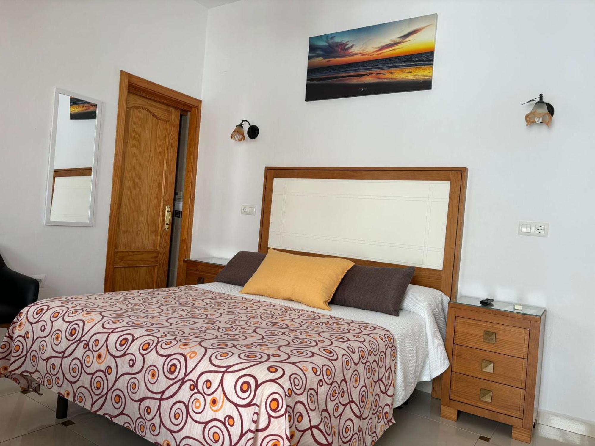 Hostal Los Arcos Hotell Chipiona Eksteriør bilde