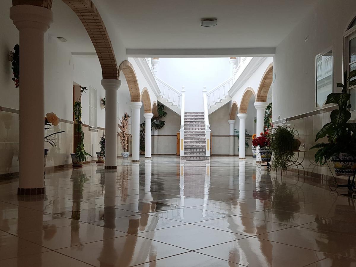Hostal Los Arcos Hotell Chipiona Eksteriør bilde