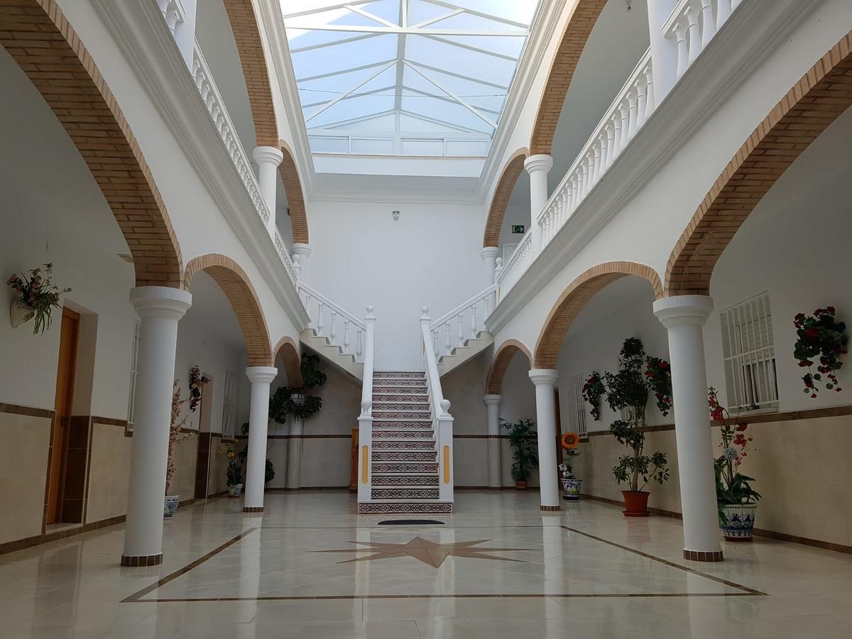 Hostal Los Arcos Hotell Chipiona Eksteriør bilde