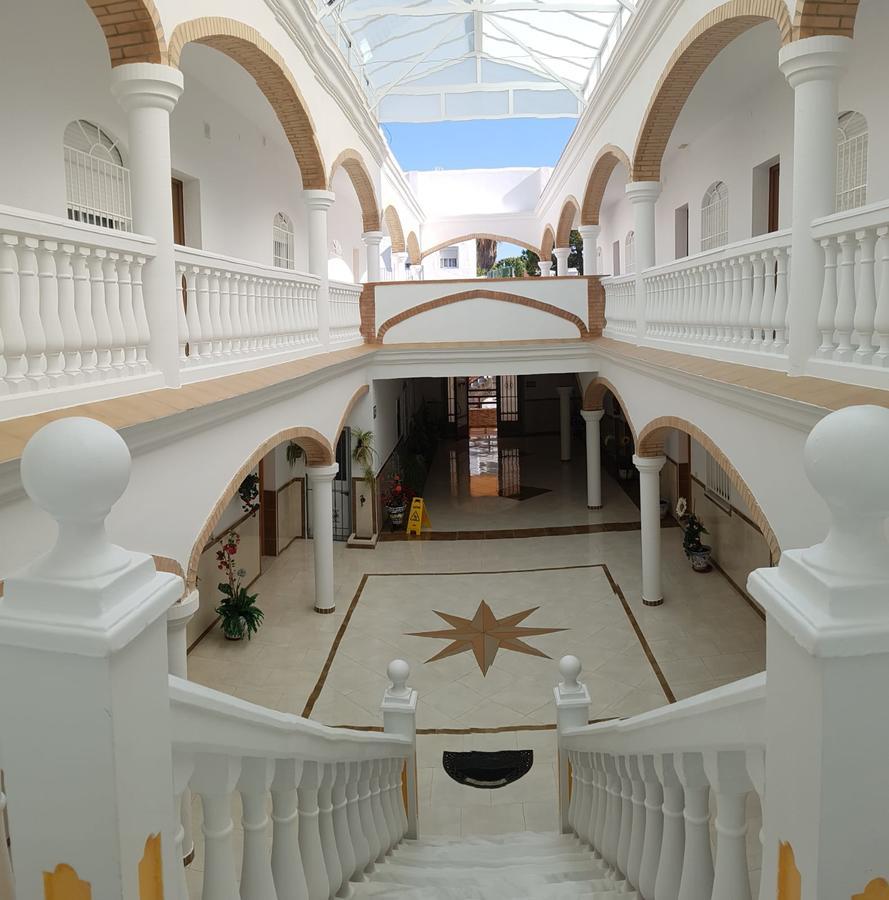 Hostal Los Arcos Hotell Chipiona Eksteriør bilde